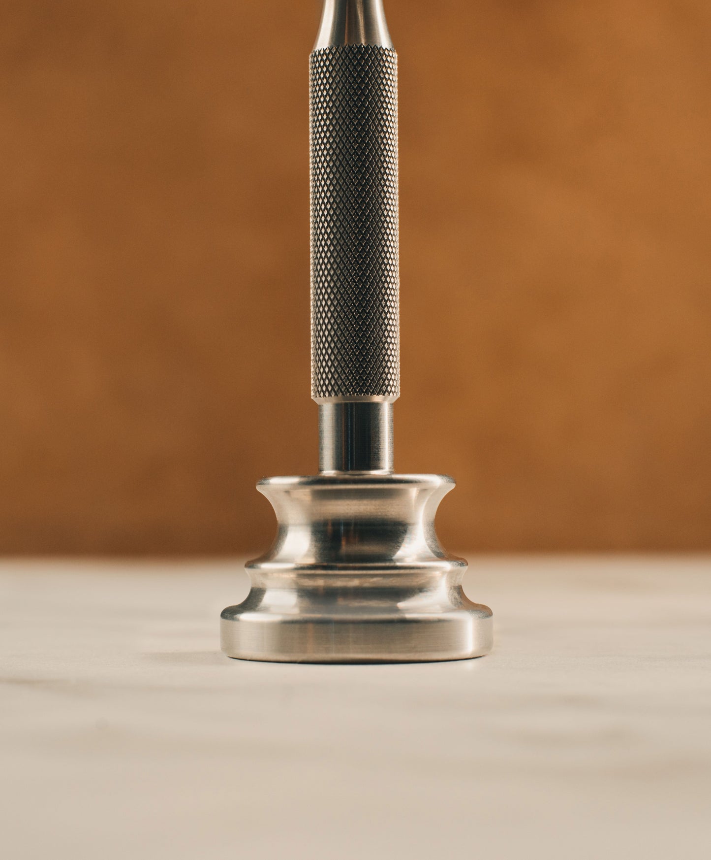 Above the Tie Razor Stand