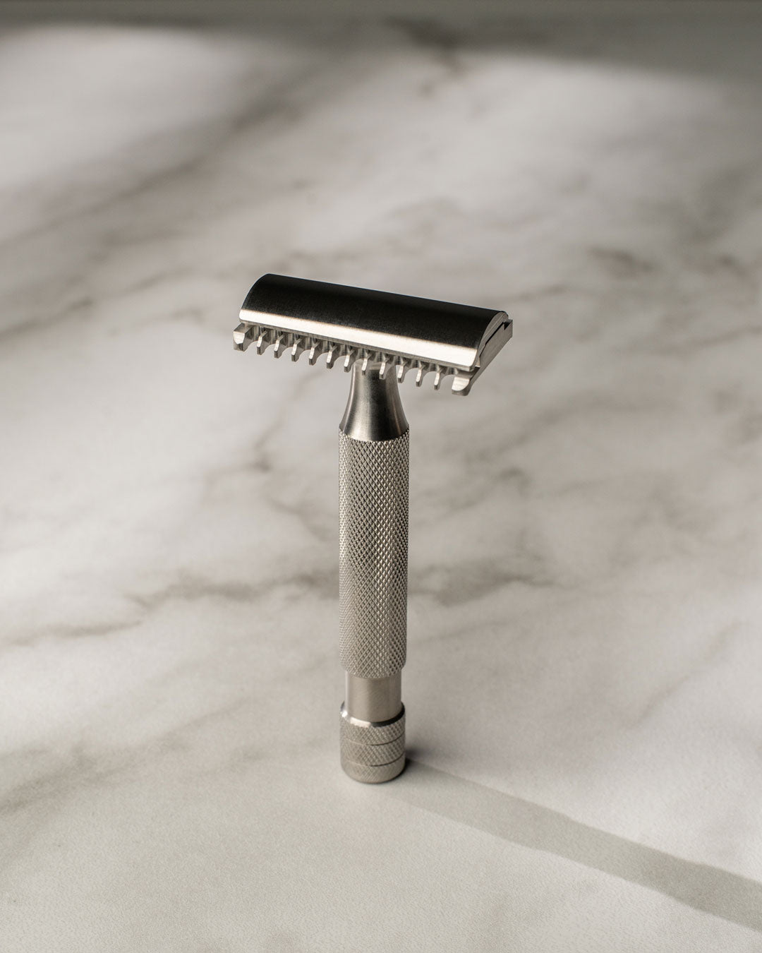 Above the Tie S1 Slant Razor