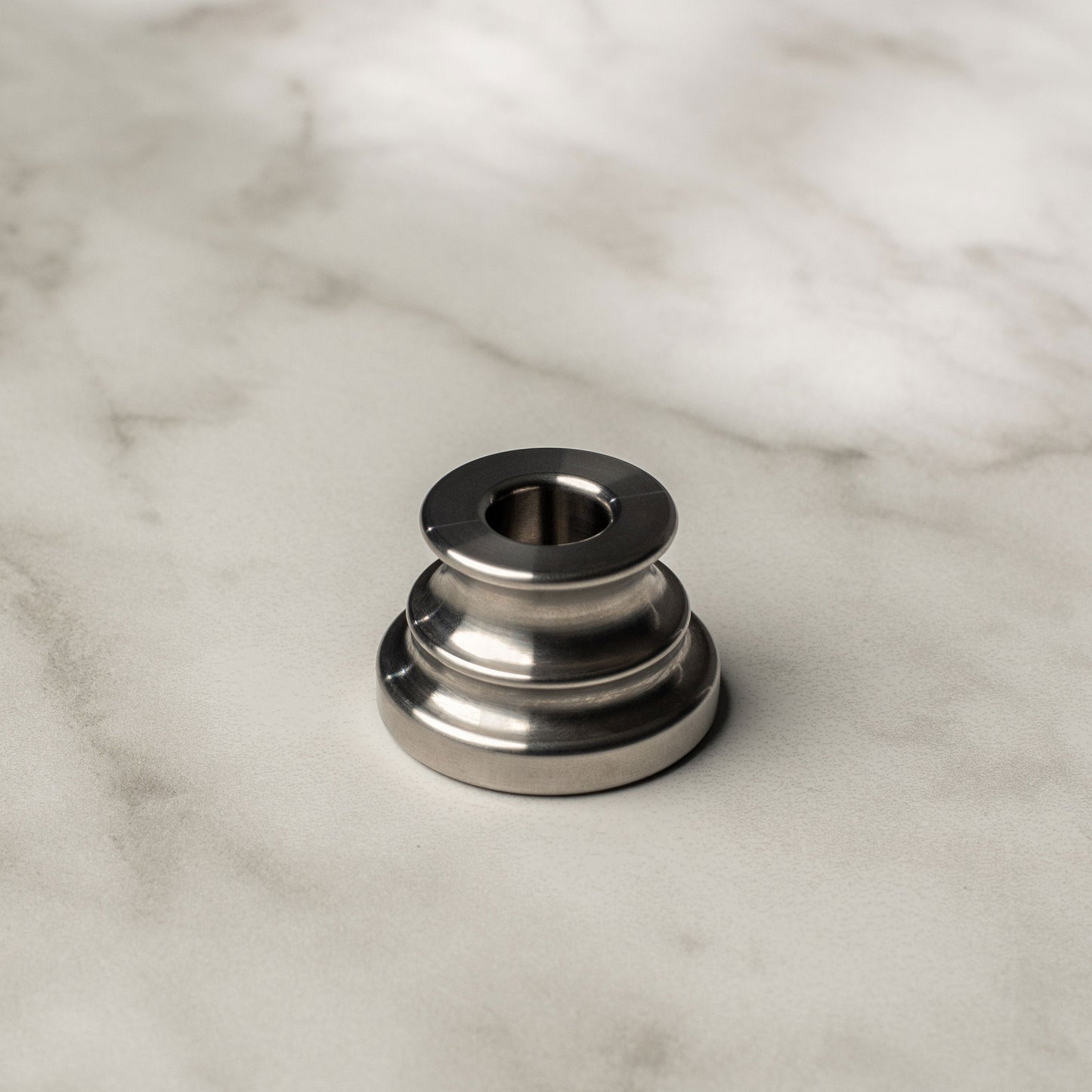 Above the Tie Razor Stand