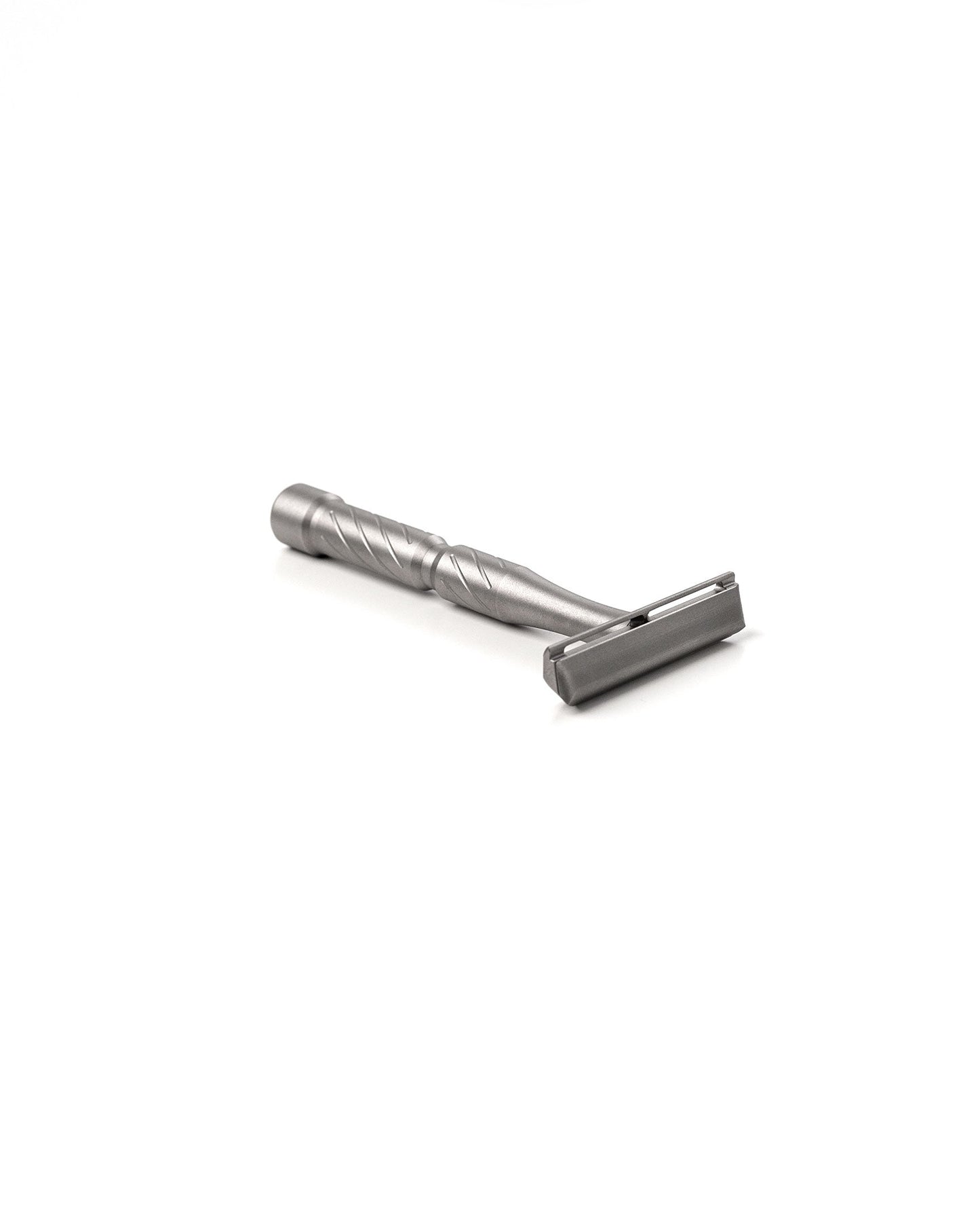 Blackland Razors Vector Titanium