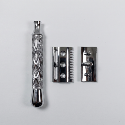 Romer-7 555 Hybrid Double Edge Safety Razor - Chrome Diamond Cut Handle