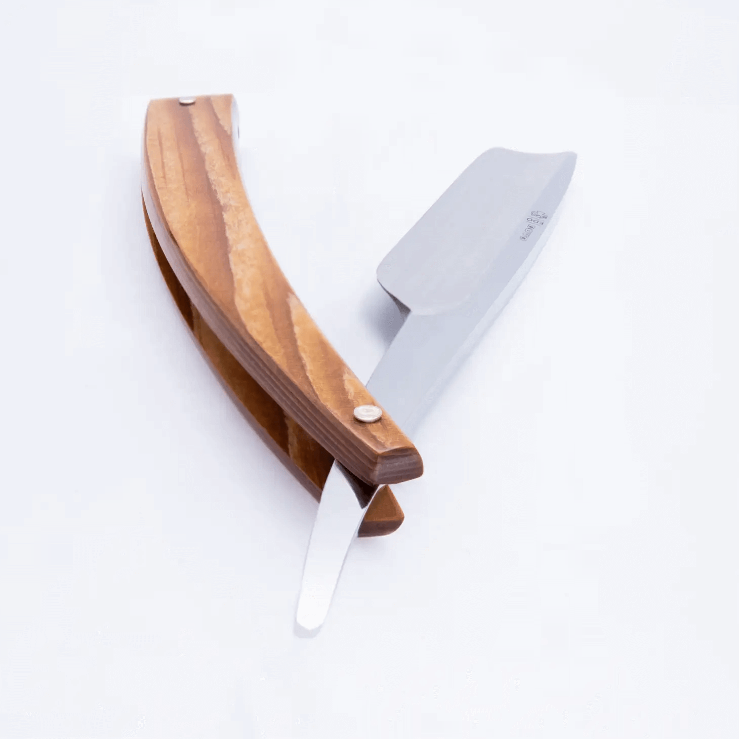 Dovo Edo Fichte Straight Razor with Spruce Wood Scales