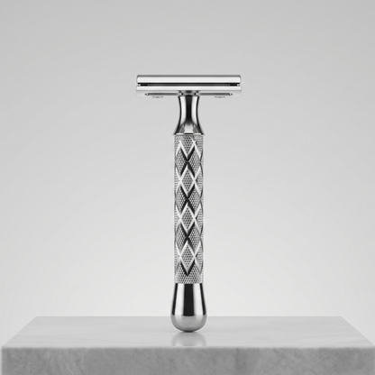 Romer-7 555 Hybrid Double Edge Safety Razor - Chrome Diamond Cut Handle