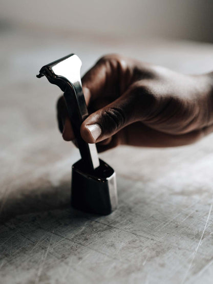 Supply Single Edge Razor Stand