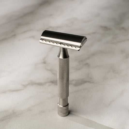 Above the Tie S1 Slant Razor
